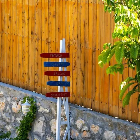 فيلة Very Cute Detached In Uezuemlue Village Of Kas Caykoy